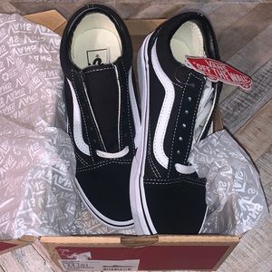 NIB Old Skool Vans - sz. 4